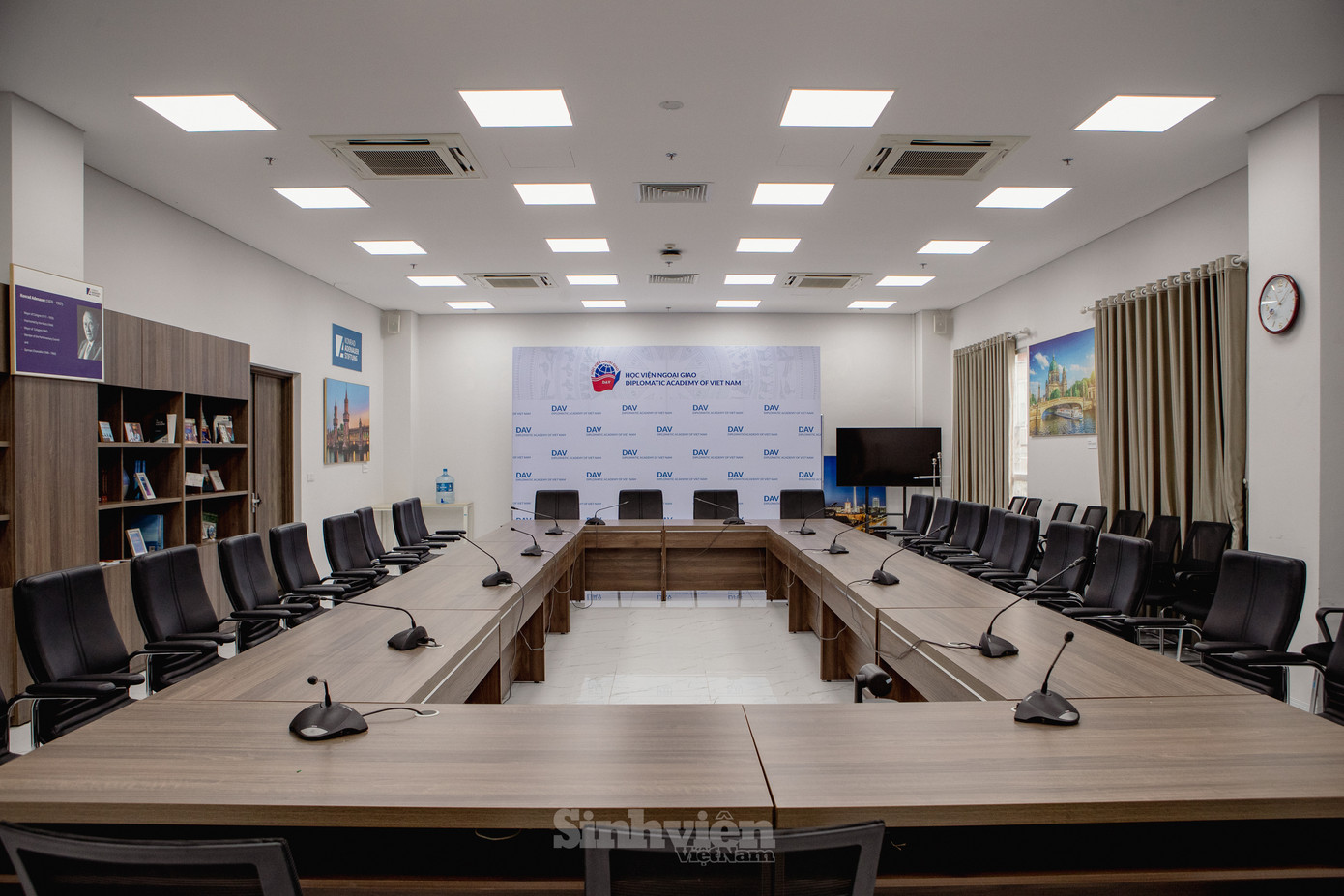 Phòng Hội thảo Berlin - biểu tượng hữu nghị giữa Việt Nam và Đức.