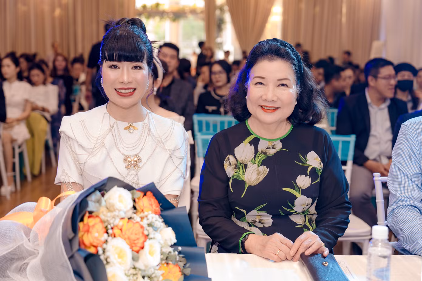 Chị Thi Thảo trong lễ ra mắt sách Từ 0 đến vô cùng tại TP.HCM. Chị Thi Thảo trong lễ ra mắt sách Từ 0 đến vô cùng tại TP.HCM.