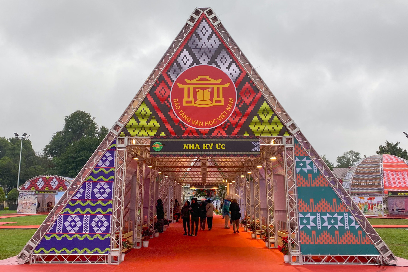 Nhà Ký ức tại Ngày Thơ Việt Nam lần thứ 22.