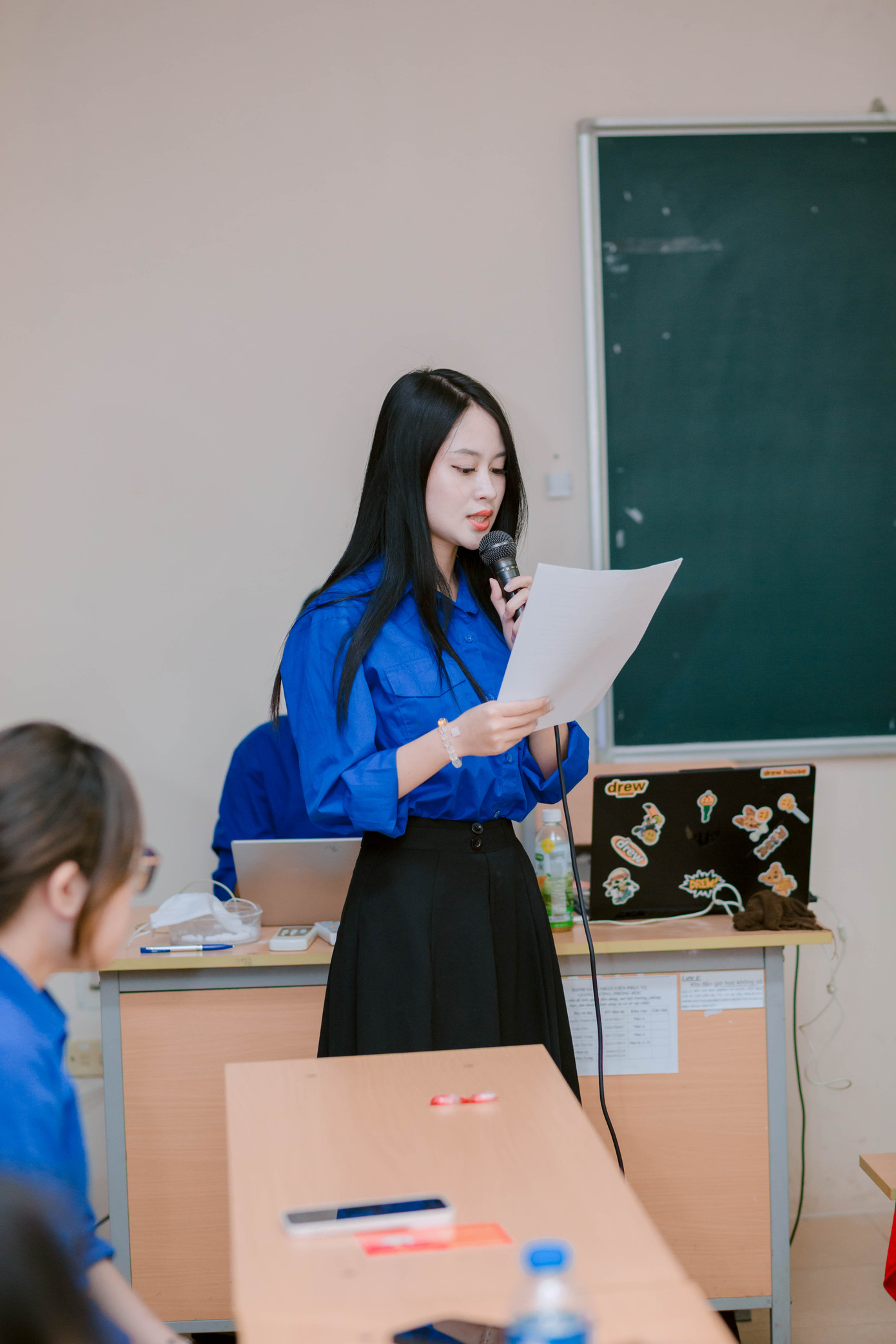 Trên cương vị Ủy viên Ban chấp hành Liên chi Đoàn khoa Ngoại ngữ Pháp lý, Chi Phương không chỉ là một thành viên tích cực mà còn là một người lãnh đạo năng động và sáng tạo. Trên cương vị Ủy viên Ban chấp hành Liên chi Đoàn khoa Ngoại ngữ Pháp lý, Chi Phương không chỉ là một thành viên tích cực mà còn là một người lãnh đạo năng động và sáng tạo.