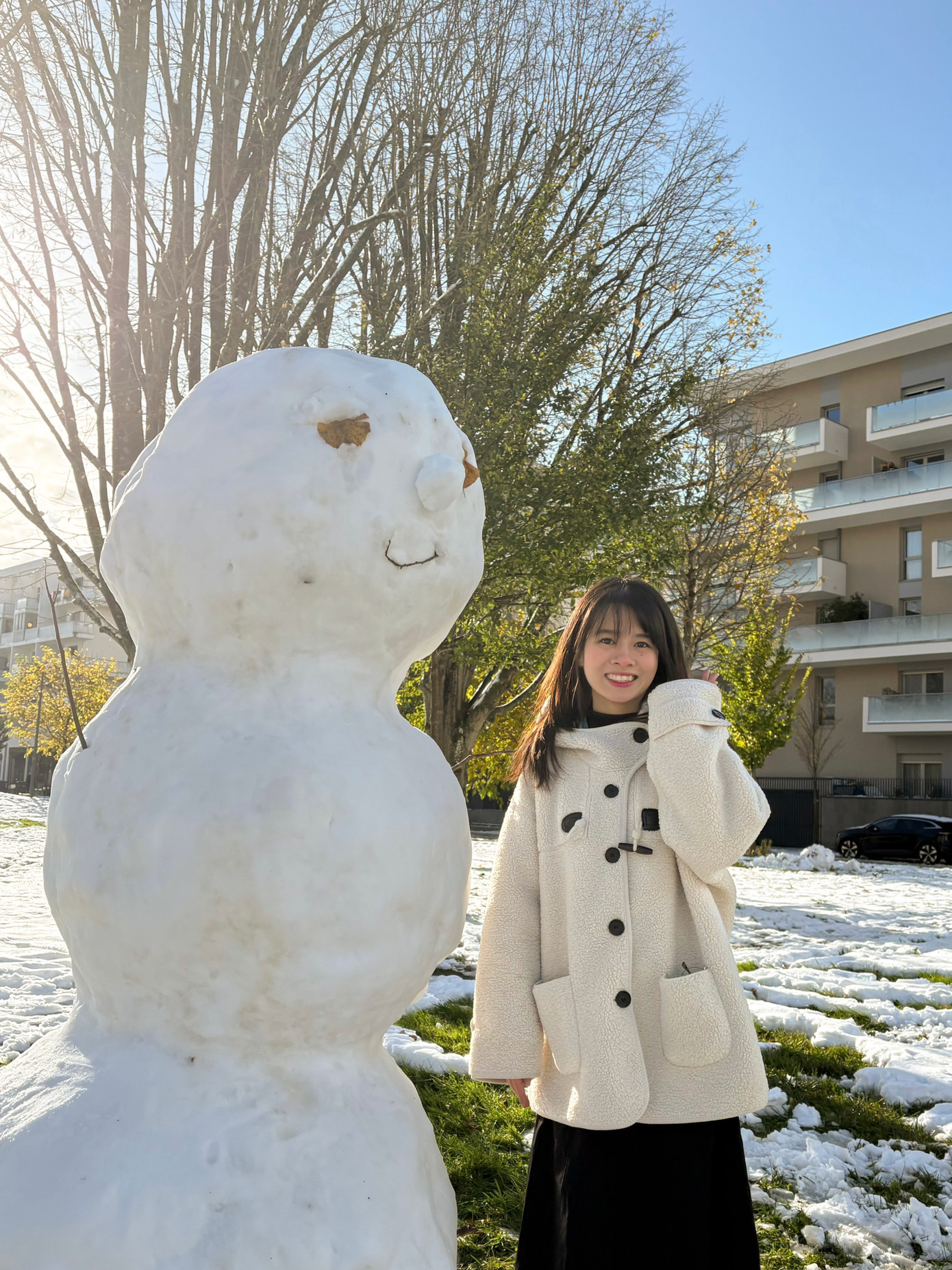 Tuyết đầu mùa tại khuôn viên trường Đại học Paris-Saclay.