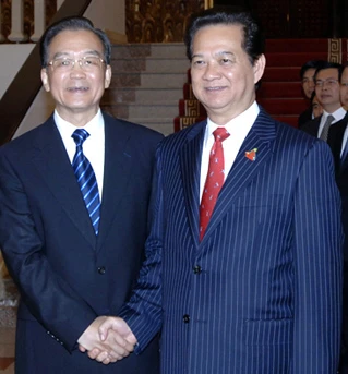 Thủ tướng Nguyễn Tấn Dũng và Thủ tướng Ôn Gia Bảo