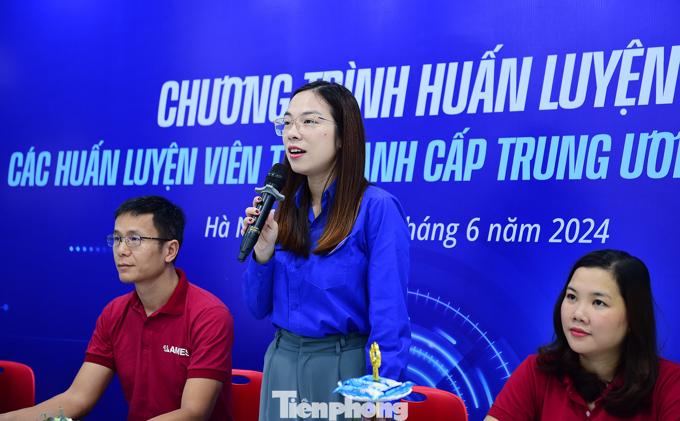 Chị Trần Hoài Minh phát biểu tại chương trình. Ảnh: Xuân Tùng Chị Trần Hoài Minh phát biểu tại chương trình. Ảnh: Xuân Tùng