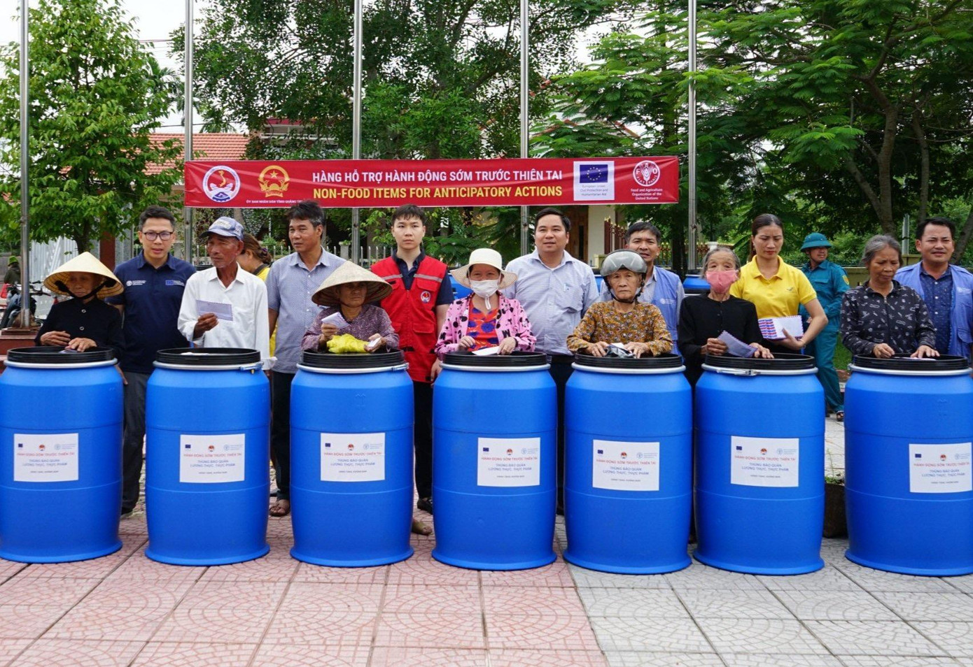 Trước mắt, chương trình sẽ hỗ trợ người dân ứng phó bão Noru. Trước mắt, chương trình sẽ hỗ trợ người dân ứng phó bão Noru.