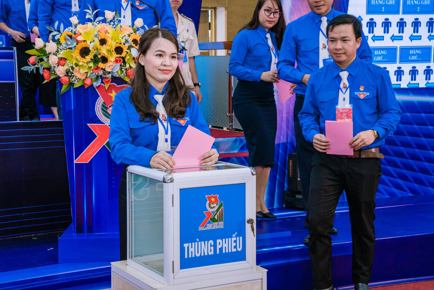 Bỏ phiếu bầu Ban chấp hành Tỉnh Đoàn Quảng Trị khóa 13, nhiệm kỳ 2022-2027.