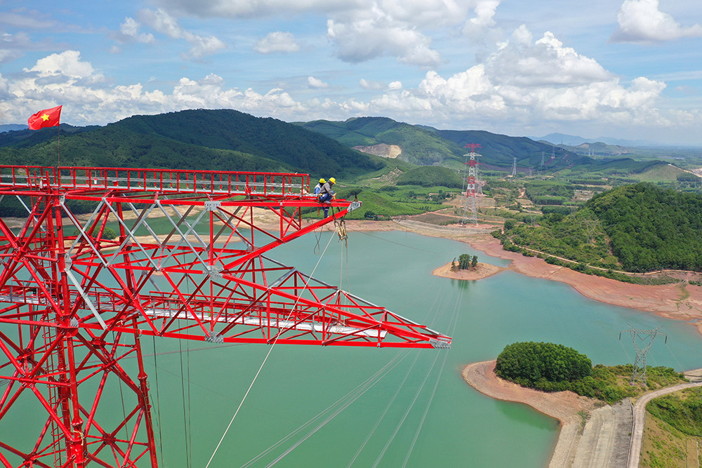 Quá trình thi công dự án gặp nhiều khó khăn thách thức nhưng Dự án đã hoàn thành đáp ứng mục tiêu chỉ đạo của Thủ tướng Quá trình thi công dự án gặp nhiều khó khăn thách thức nhưng Dự án đã hoàn thành đáp ứng mục tiêu chỉ đạo của Thủ tướng