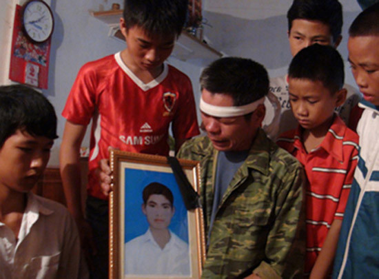  Cha của Nguyễn Văn Nam với nỗi đau mất người con trai của mình (Ảnh Internet)