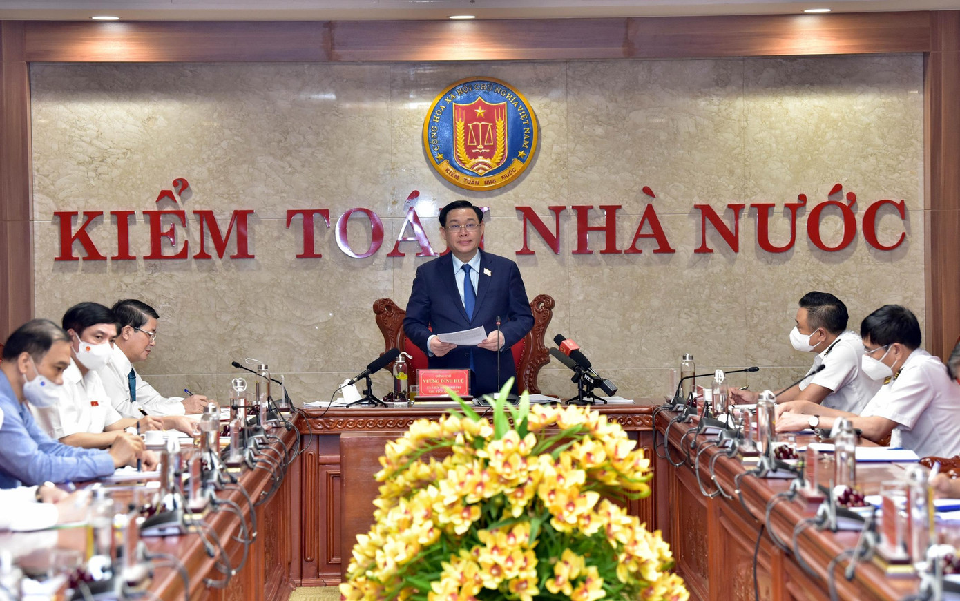 Chủ tịch Quốc hội Vương Đình Huệ và đoàn công tác làm việc tại Kiểm toán Nhà nước