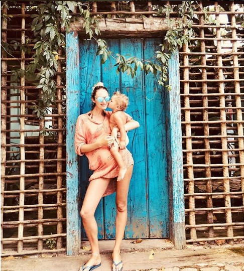 Những khoảnh khắc đẹp ngất ngây của mỹ nhân Candice Swanepoel ảnh 10