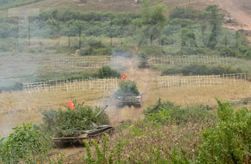 Ngụy trang để hành quân tiếp cận trận địa. Ngụy trang để hành quân tiếp cận trận địa