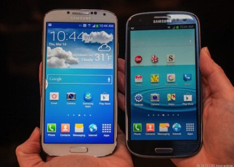 Galaxy S4 đọ màn hình với tiền nhiệm S3. Galaxy S4 đọ màn hình với tiền nhiệm S3