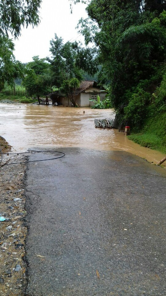 Mưa bão gây ngập lụt nhiều nơi ở miền núi Thanh Hóa ảnh 1