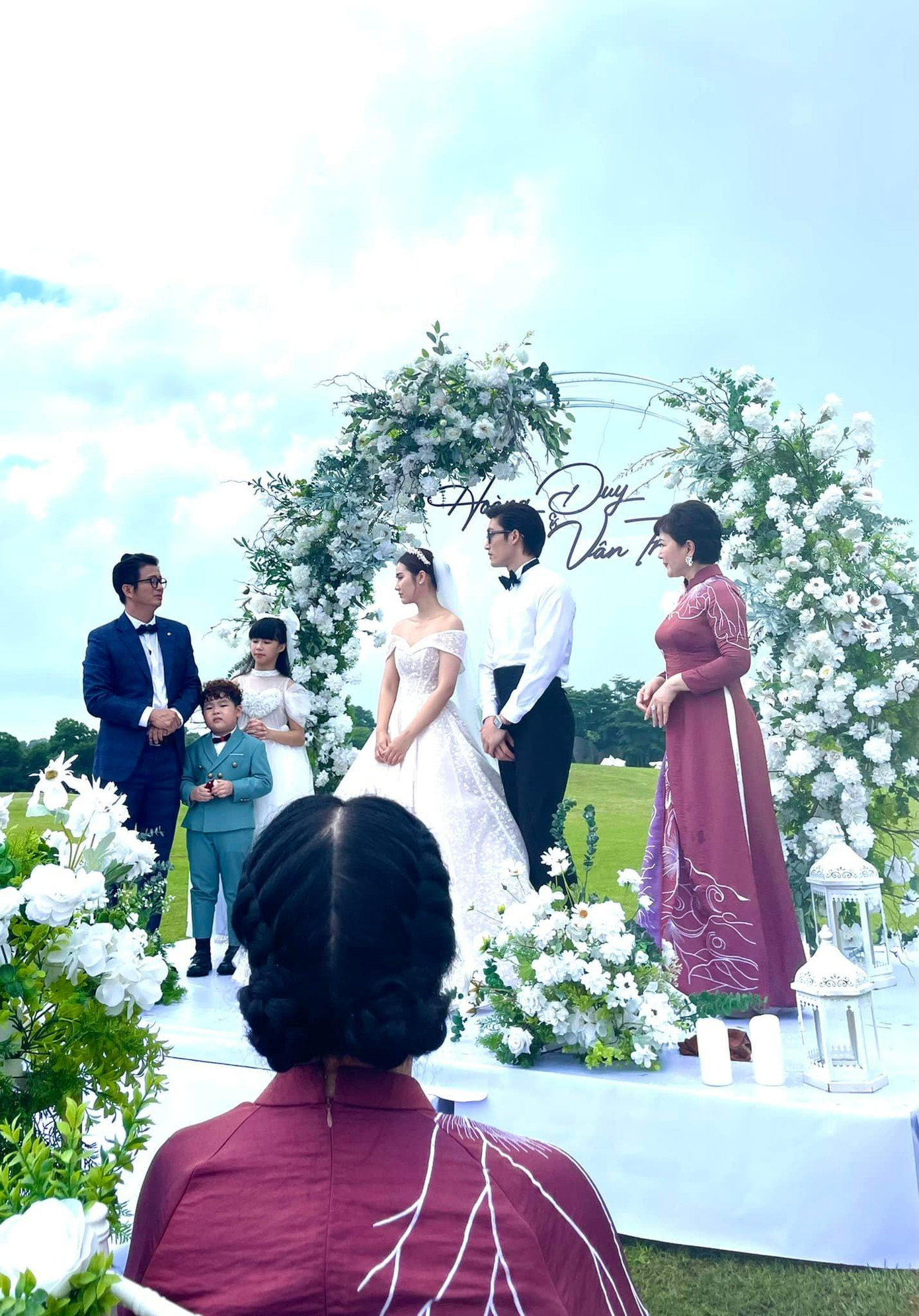Đám cưới của cặp đôi Vân Trang- Hoàng Duy là cái kết mà nhiều khán giả chờ đợi.