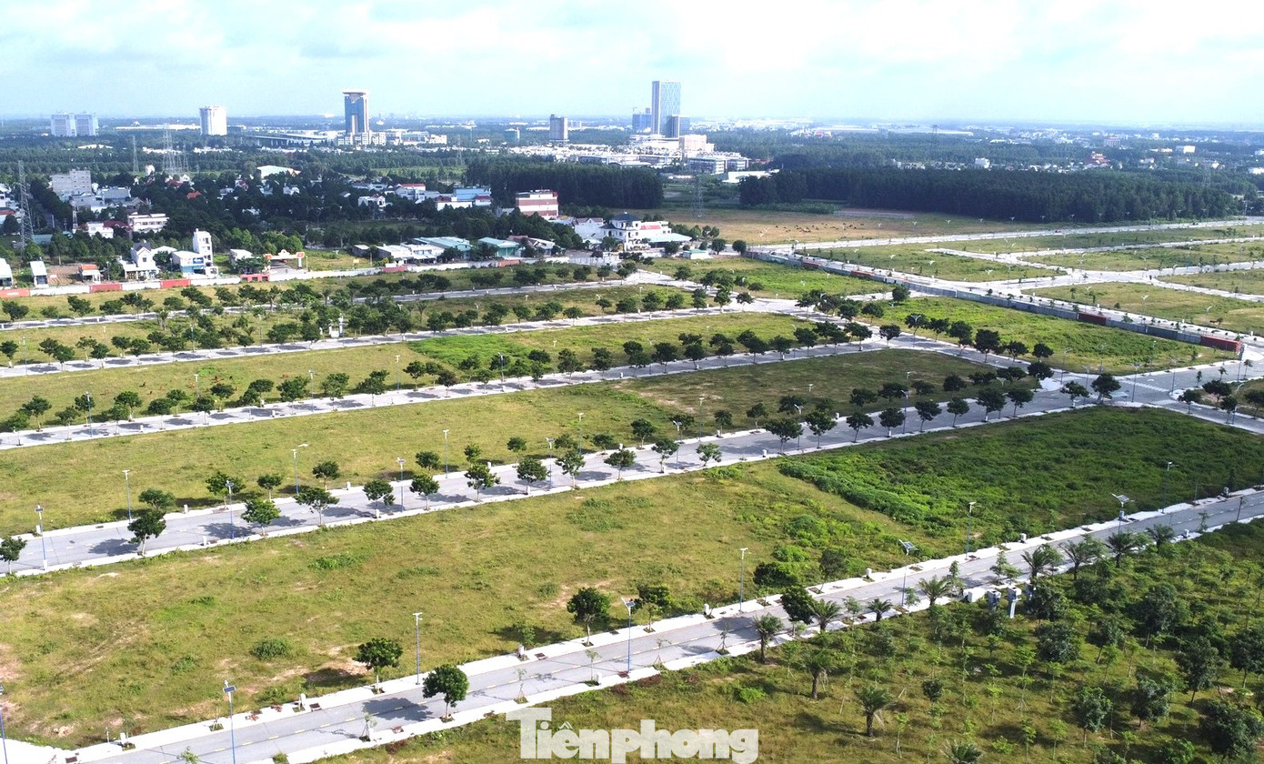 Dự án có vị trí gần với Trung tâm hành chính tỉnh Bình Dương. Dự án có vị trí gần với Trung tâm hành chính tỉnh Bình Dương.