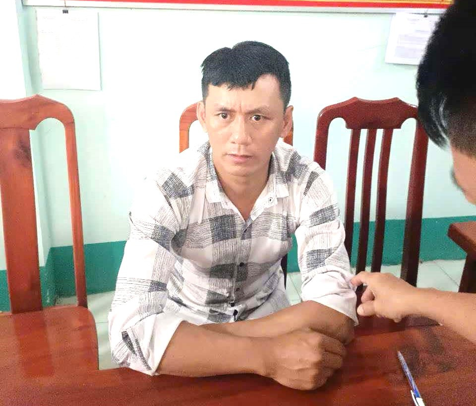 Lê Văn Hiền tại cơ quan công an Lê Văn Hiền tại cơ quan công an