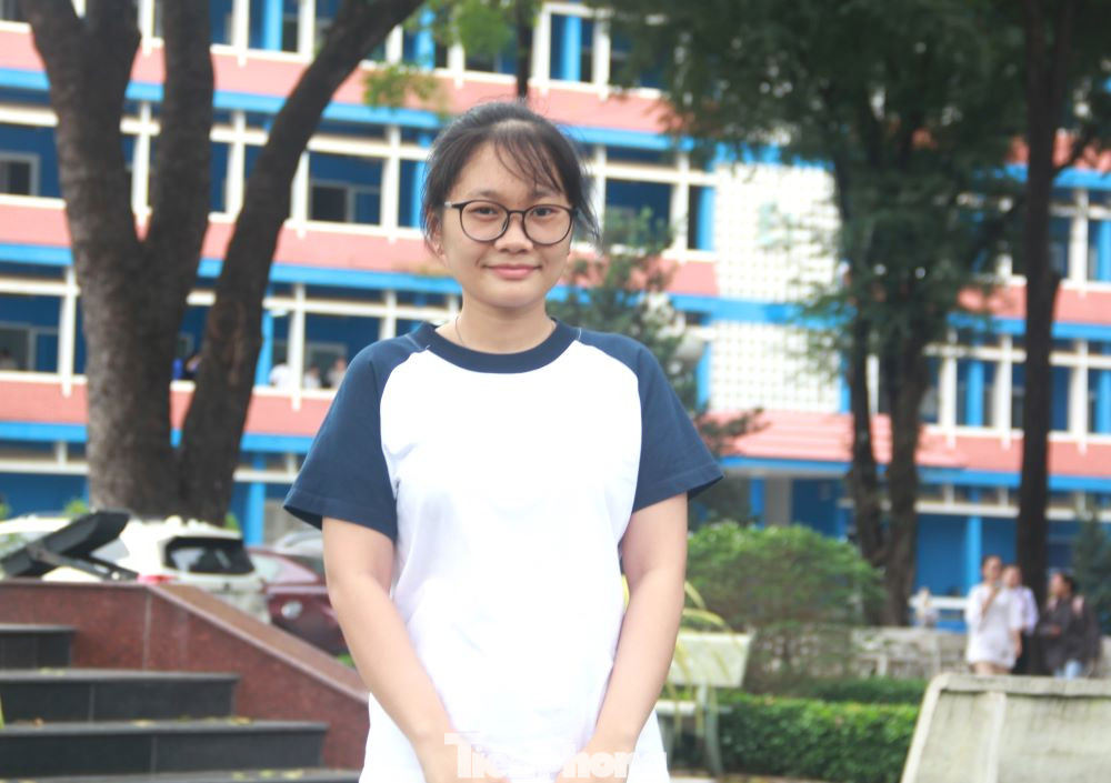 Trần Ngọc Anh Thy, sinh viên Trường Đại học Thủ Dầu Một Trần Ngọc Anh Thy, sinh viên Trường Đại học Thủ Dầu Một