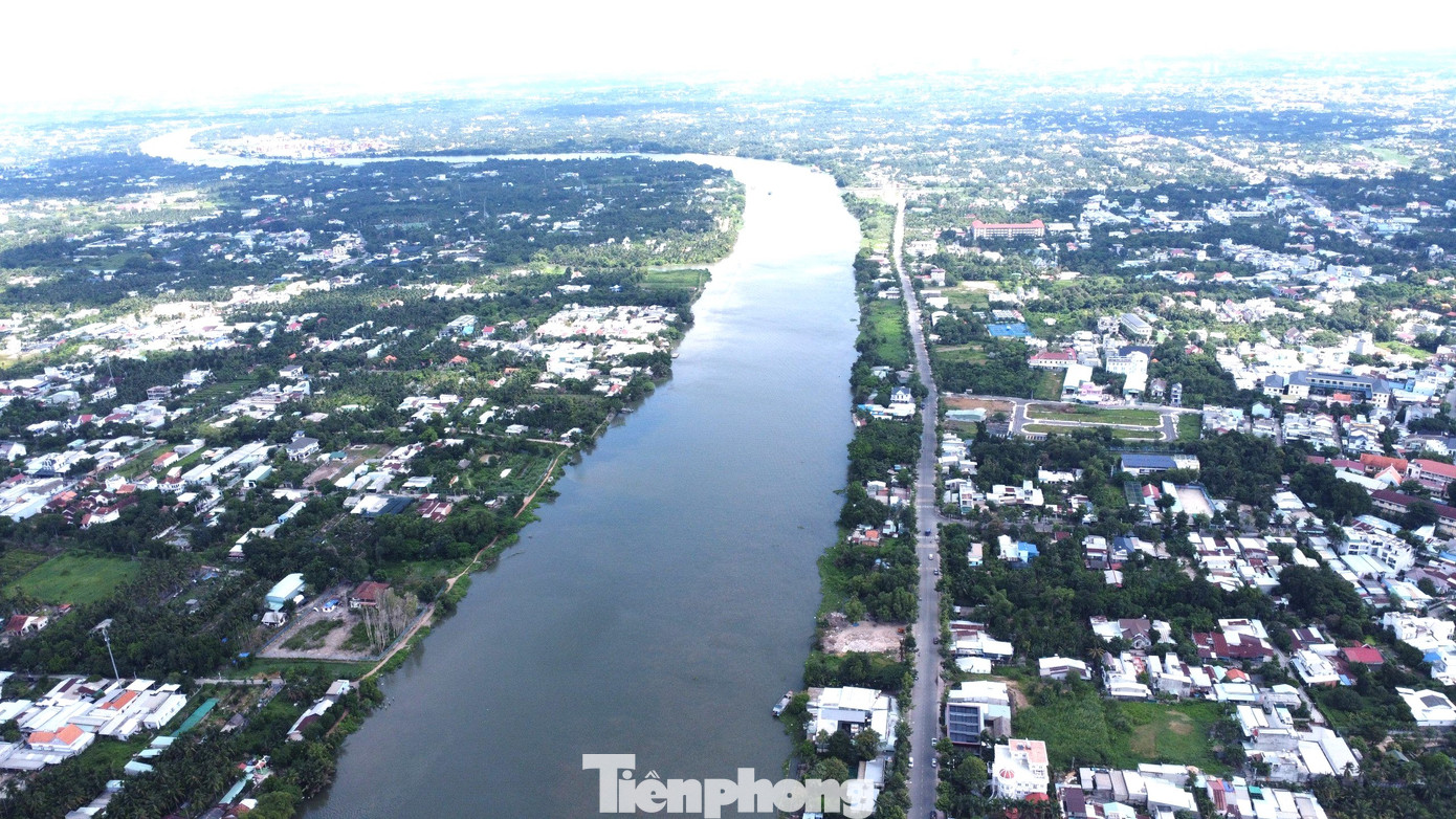 Sông Sài Gòn đoạn qua thành phố Thuận An (Bình Dương) Sông Sài Gòn đoạn qua thành phố Thuận An (Bình Dương)