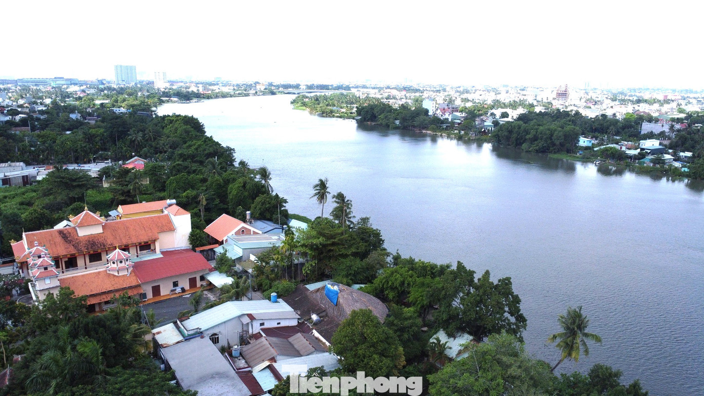 Cảnh báo nguy cơ ngập úng do triều cường ở vùng ven sông Sài Gòn tại Bình Dương Cảnh báo nguy cơ ngập úng do triều cường ở vùng ven sông Sài Gòn tại Bình Dương