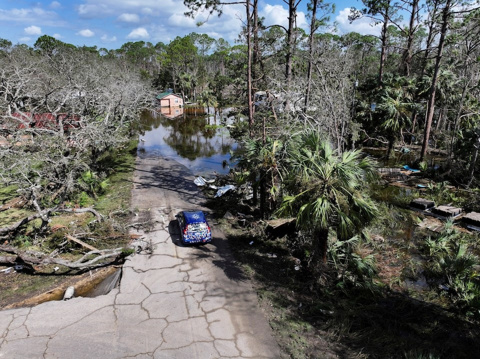 Cảnh tượng tan hoang sau bão ở Florida. (Ảnh: Reuters) Cảnh tượng tan hoang sau bão ở Florida. (Ảnh: Reuters)