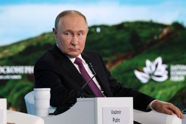 Tổng thống Nga Vladimir Putin tham dự Diễn đàn Kinh tế Phương Đông, ngày 5/9. (Ảnh: Reuters) Tổng thống Nga Vladimir Putin tham dự Diễn đàn Kinh tế Phương Đông, ngày 5/9. (Ảnh: Reuters)