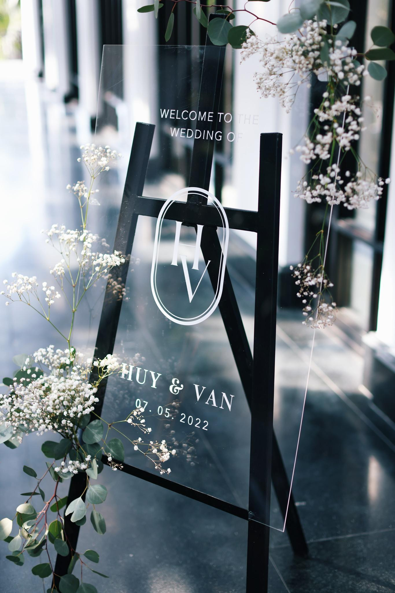 Trên trang cá nhân, Ngô Thanh Vân đã tiết lộ loạt ảnh hậu trường "xịn đét" của lễ cưới sắp diễn ra.