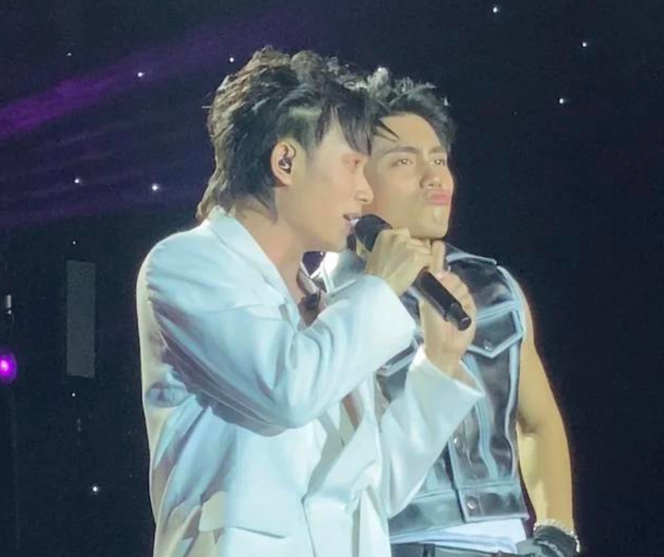 MONO song ca Có Không Giữ, Mất Đừng Tìm cùng Trúc Nhân.