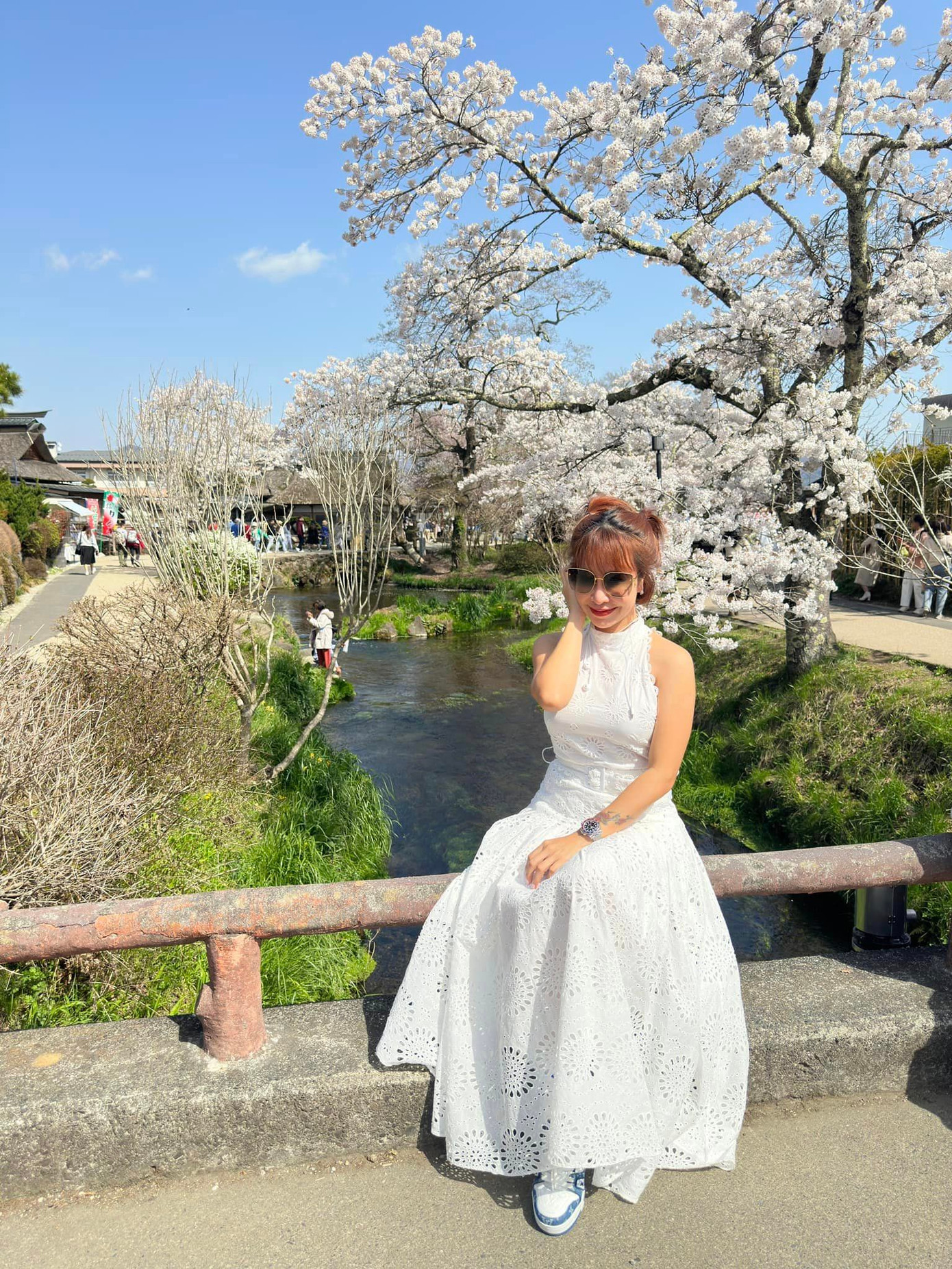 Sau khi show Chị Đẹp kết thúc, Uyên Linh dành nhiều thời gian "nghỉ xả hơi". Sau khi show Chị Đẹp kết thúc, Uyên Linh dành nhiều thời gian "nghỉ xả hơi".