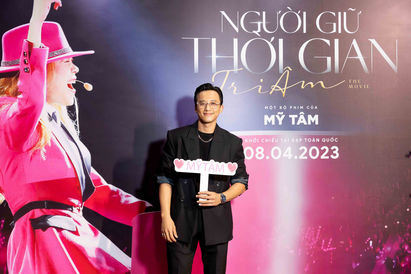 Mai Tài Phến - "người yêu tin đồn" của Mỹ Tâm gây chú ý với vẻ ngoài điển trai, thanh lịch.