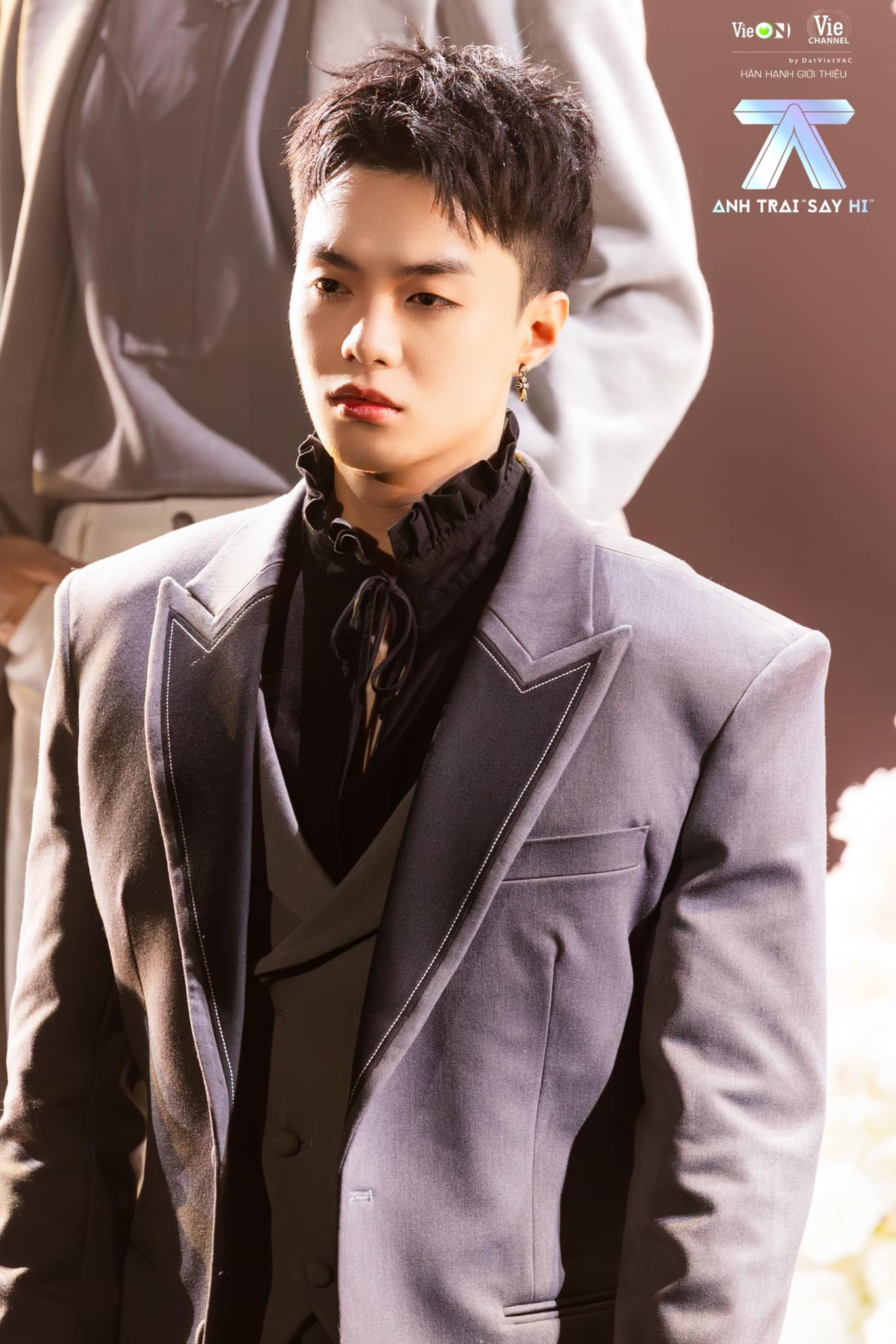 Sau khi làm đội trưởng và tạo được tiếng vang với sân khấu Catch Me If You Can, Negav trở thành một trong những nhân vật viral nhất của Anh Trai "Say Hi".