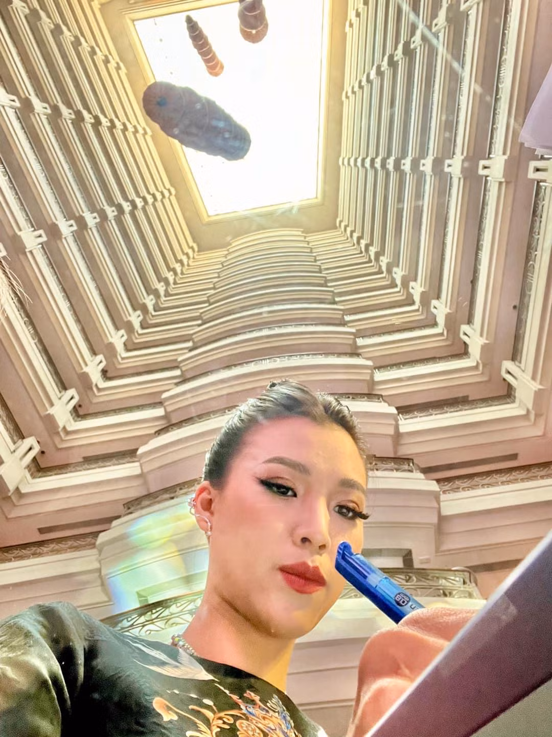 Jack Cole và Hoàng Oanh được cho là check-in cùng một địa điểm. Jack Cole và Hoàng Oanh được cho là check-in cùng một địa điểm.