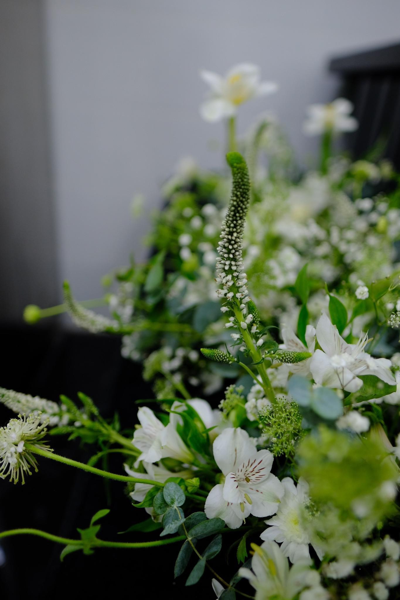 Ngô Thanh Vân chuẩn bị nhiều loài hoa đắt tiền cho ngày cưới.