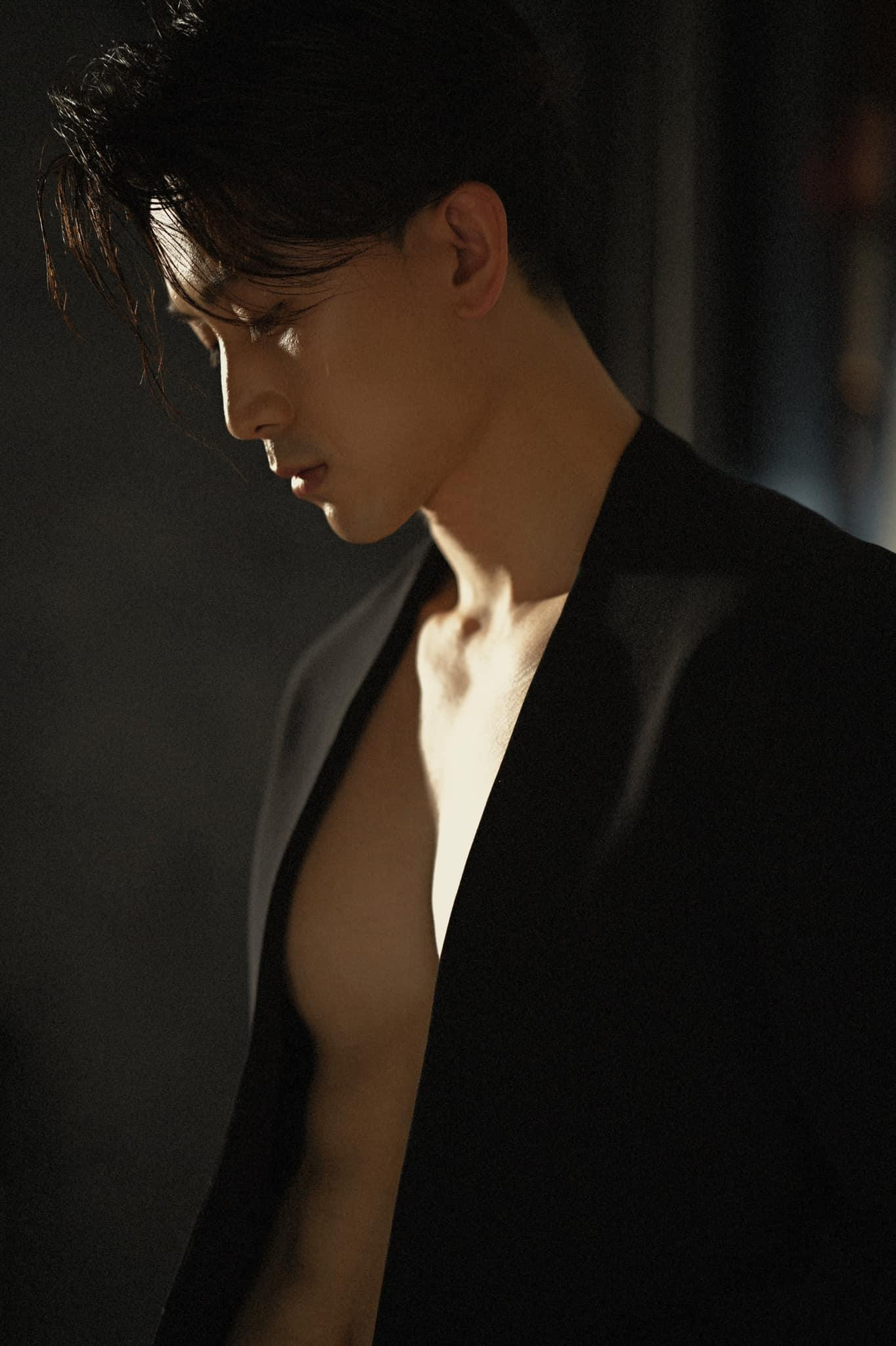 Vẻ ngoài điển trai, trẻ trung của Hoàng Anh Vũ ở tuổi 35. Vẻ ngoài điển trai, trẻ trung của Hoàng Anh Vũ ở tuổi 35.