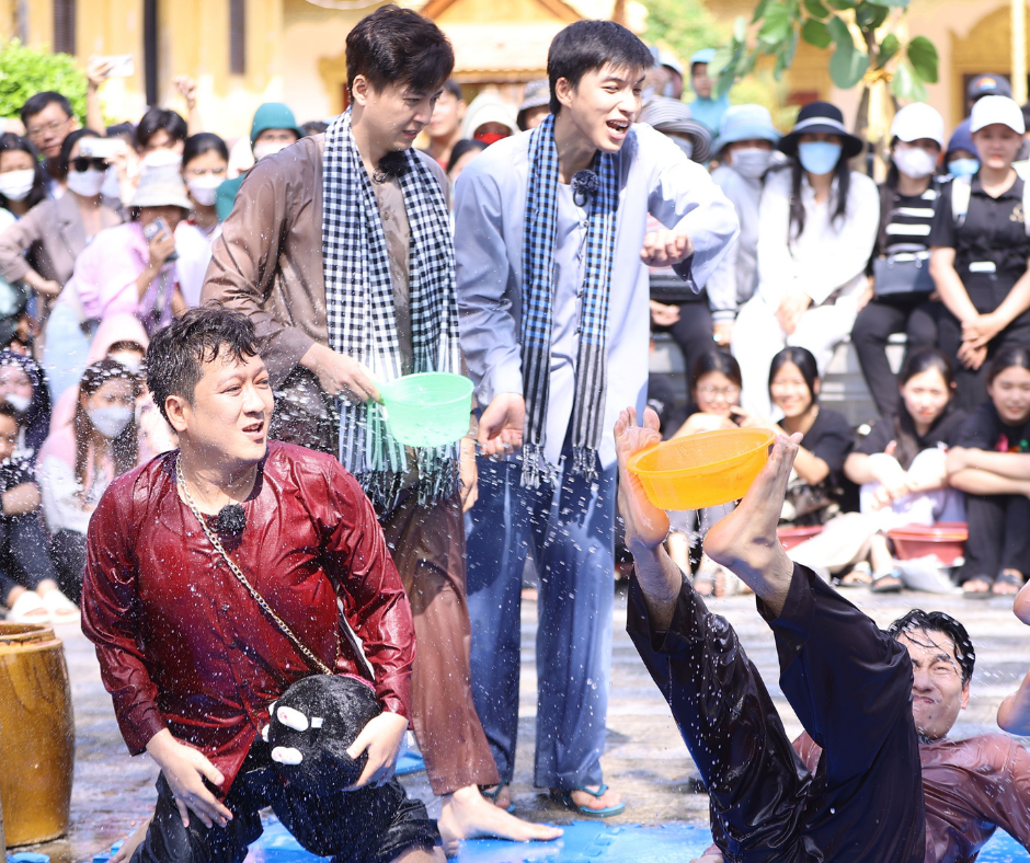 Trường Giang trở thành &quot;thánh chơi dơ&quot; tập 24.