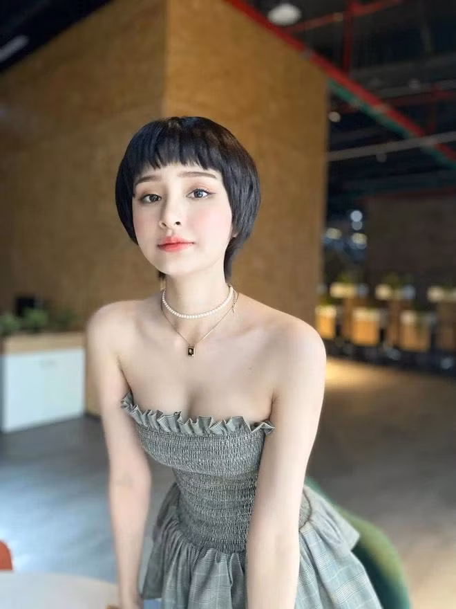 Hiền Hồ từng khẳng định bản thân không yêu đại gia. Hiền Hồ từng khẳng định bản thân không yêu đại gia.