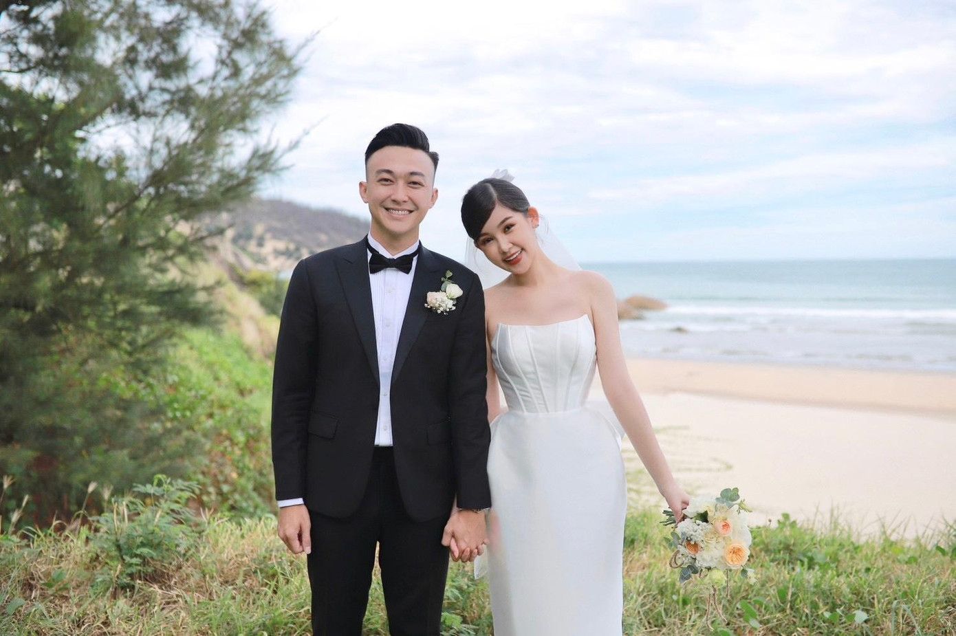 Bộ ảnh cưới được thực hiện tại Quy Nhơn (Bình Định) của cặp đôi.