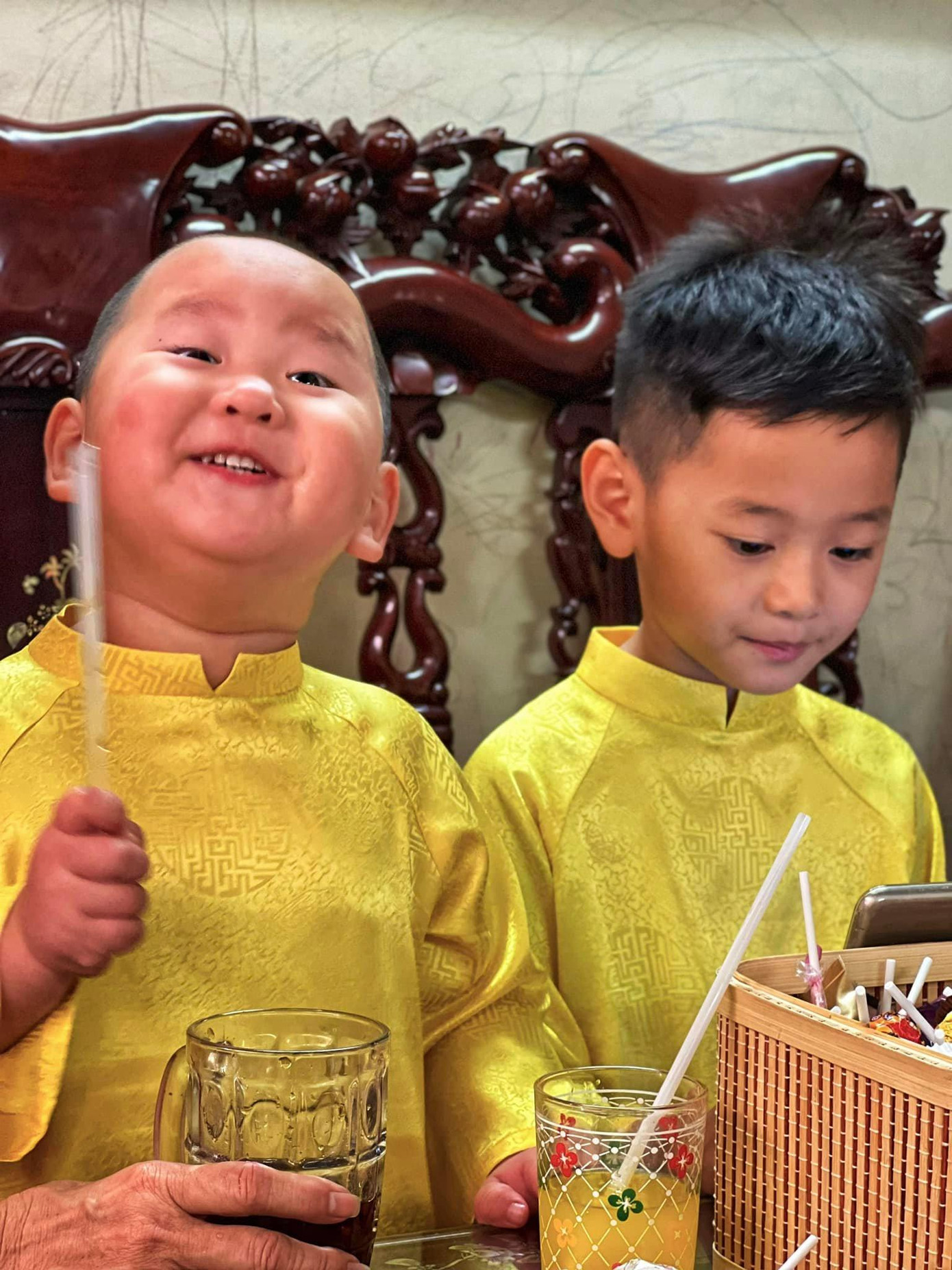 Hayden có niềm yêu thích mãnh liệt với đồ ăn.