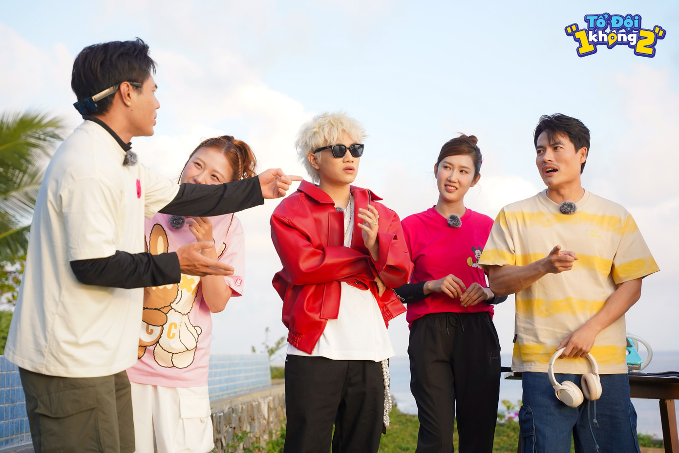 "Anh trai" Captain Boy "ngáo ngơ" trong Big Mission tập 9 Tổ Đội "1 Không 2". "Anh trai" Captain Boy "ngáo ngơ" trong Big Mission tập 9 Tổ Đội "1 Không 2".