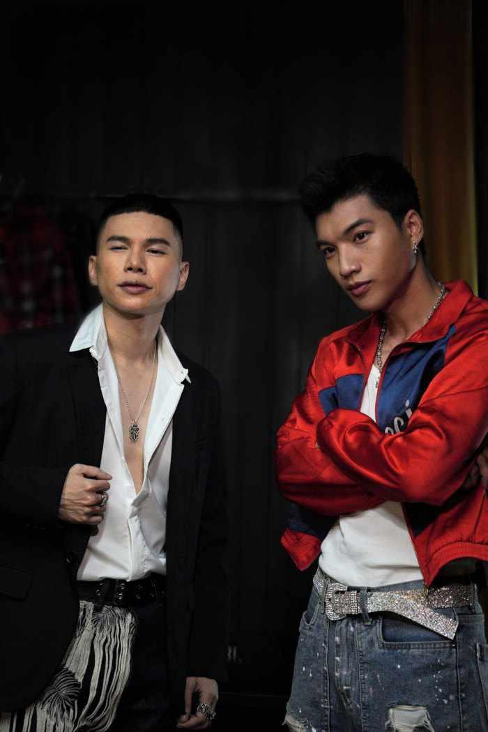 Những sản phẩm hợp tác sau đó của chàng rapper Gen Z với loạt ca sĩ đình đám V-Pop cũng nhận được sự ủng hộ từ khán giả. Những sản phẩm hợp tác sau đó của chàng rapper Gen Z với loạt ca sĩ đình đám V-Pop cũng nhận được sự ủng hộ từ khán giả.