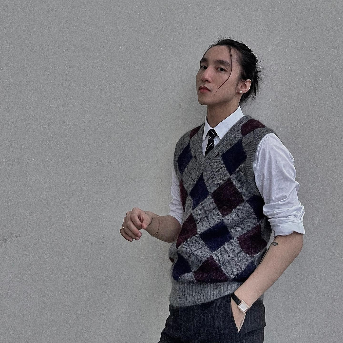 Tuy nhiên, với tham vọng đưa âm nhạc Việt Nam ra quốc tế, không ít người khẳng định khả năng "Sếp" từng suy nghĩ đến việc này là khá cao.