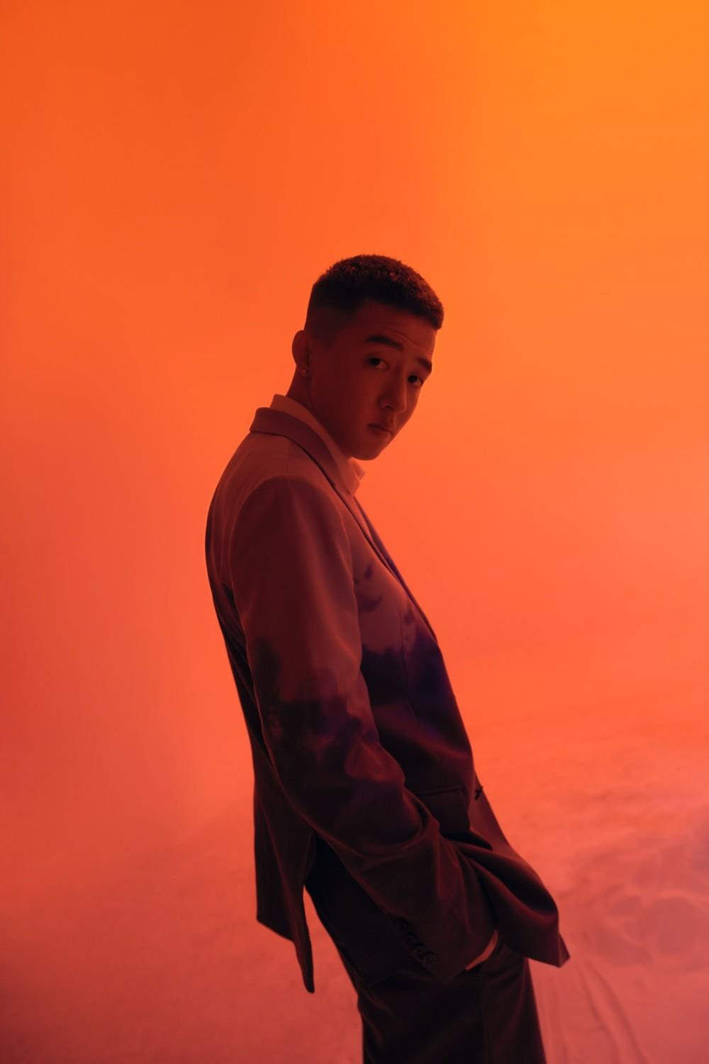 Tiez từng là Producer / Project Manager cho nhiều dự án âm nhạc của Bích Phương, Tiên Cookie.