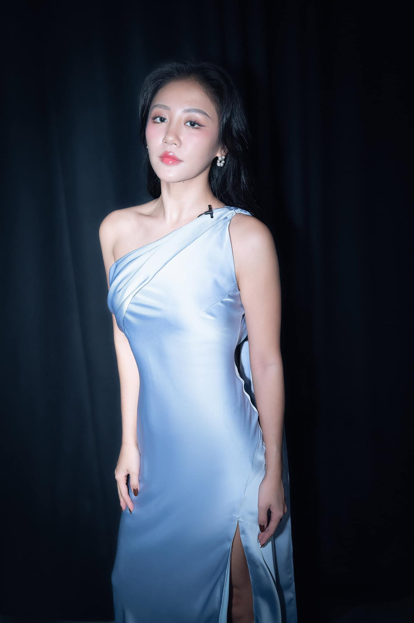 Văn Mai Hương được đặt "ngôi sao hy vọng" tham gia chương trình. Với giọng hát nội lực, nữ ca sĩ có thể đem đến nhiều sân khấu "đẹp mắt, đã tai".