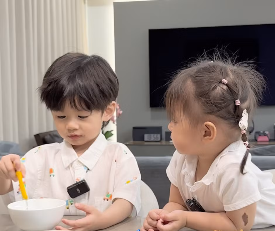 "Hướng ngoại full-time" Dừa và "hướng nội part-time" Pamela Hải Đường.