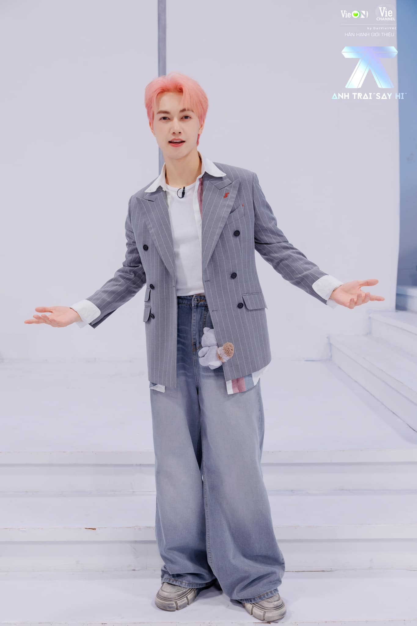 Tuy nhiên, đa số khán giả đều công nhận nỗ lực của nam ca sĩ, đồng thời hy vọng JSOL sẽ tỏa sáng hơn trong tương lai.