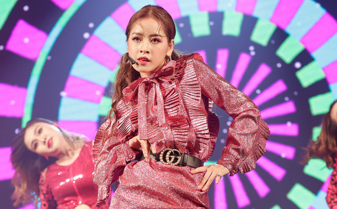 Tỷ Tỷ Đạp Gió Rẽ Sóng quy tụ dàn "chị đại" là các ngôi sao trên 30 tuổi, tạo ra nhóm nữ 7 thành viên.