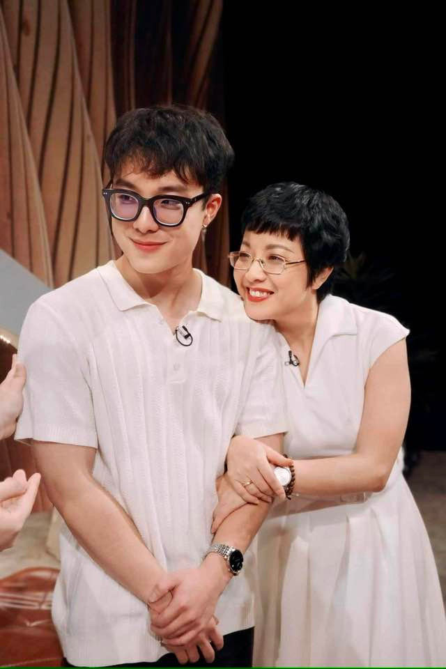 Nhan sắc &quot;chất lượng cao&quot; của Gia Bảo - con trai MC Thảo Vân.