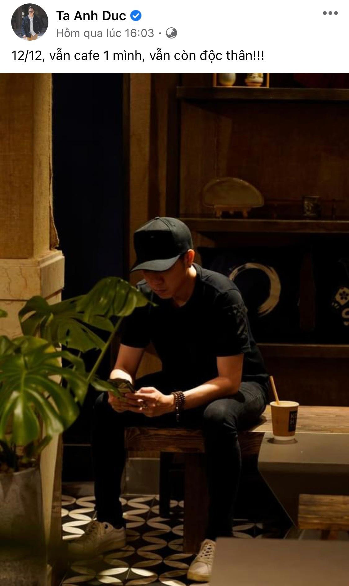 Nam diễn viên đăng tải hình ảnh ngồi một mình trên trang Facebook cá nhân. Nam diễn viên đăng tải hình ảnh ngồi một mình trên trang Facebook cá nhân.