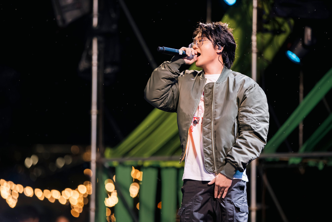 Hà Nội (Obito ft. VSTRA) là một track nổi tiếng trong album Đánh Đổi. "Nhắc đến Hà Nội không thể nào không nhắc đến VSTRA" - Obito từng khẳng định. Hà Nội (Obito ft. VSTRA) là một track nổi tiếng trong album Đánh Đổi. "Nhắc đến Hà Nội không thể nào không nhắc đến VSTRA" - Obito từng khẳng định.