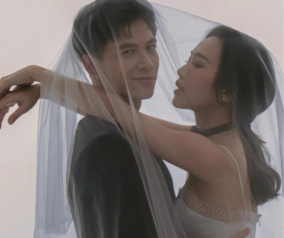 Diệu Nhi - Anh Tú khiến netizen bất ngờ với bộ ảnh cưới được thực hiện cách đây... 3 năm. Diệu Nhi - Anh Tú khiến netizen bất ngờ với bộ ảnh cưới được thực hiện cách đây... 3 năm.