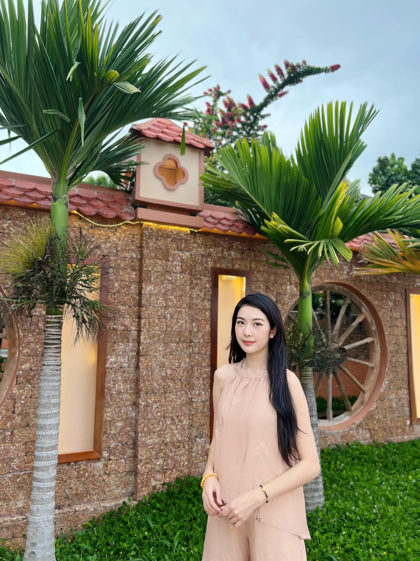 Á hậu Thúy Vân khoe mặt mộc đáng ngưỡng mộ ở tuổi 30. Á hậu Thúy Vân khoe mặt mộc đáng ngưỡng mộ ở tuổi 30.