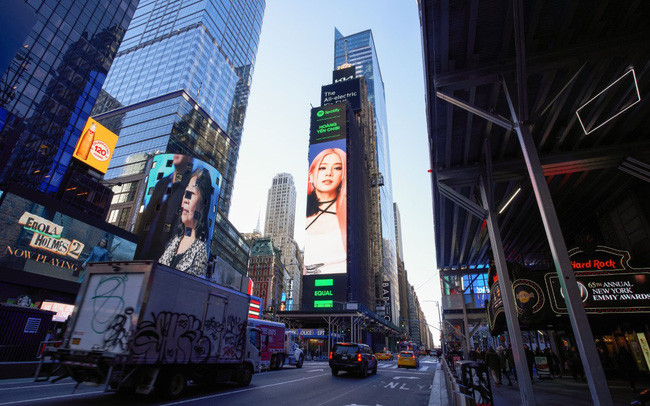 Hoàng Yến Chibi khẳng định đây sẽ là cột mốc tiếp thêm động lực cho nữ ca sĩ hoạt động "năng suất" hơn trong năm 2023.